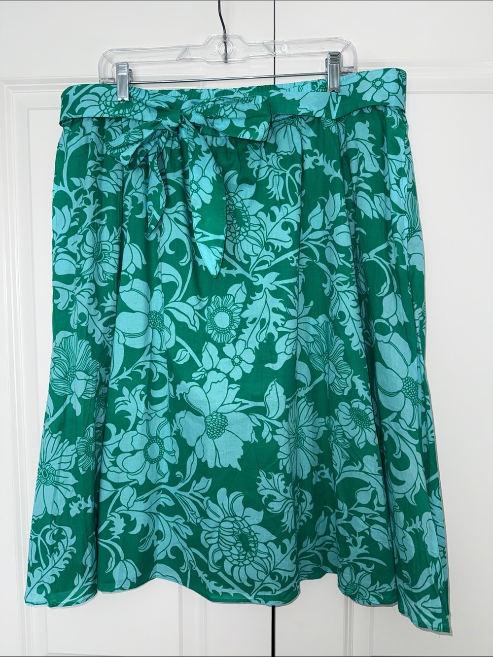 NWOT Talbots Teal & Aqua Floral Elastic Waist Skirt with Removable Sash